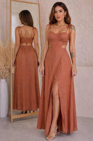 2589 Vestido Emily midi alça fina decote meia taça fenda