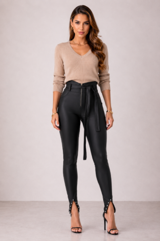 2164 Calça Aline skinny ziper fenda e taxinha de strass