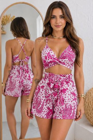 2679 Conjunto Jhes cropped alça fina decote nó e shorts elástico estampado estilo Farm