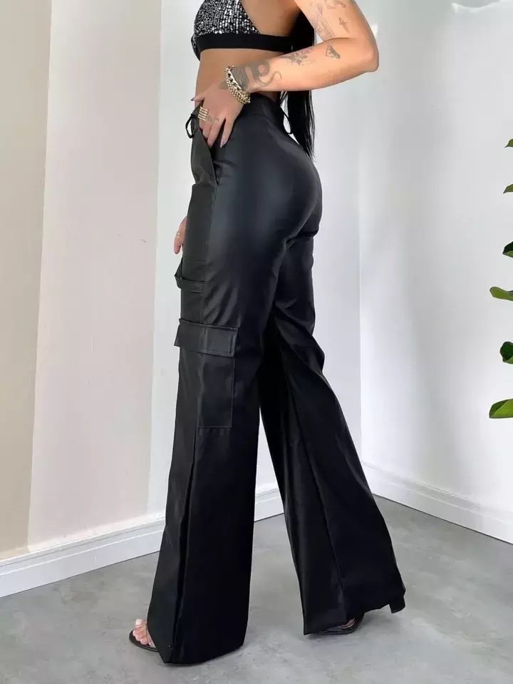 2311 Calça Leia wide leg pantalona lisa cargo courino - Imagem 3