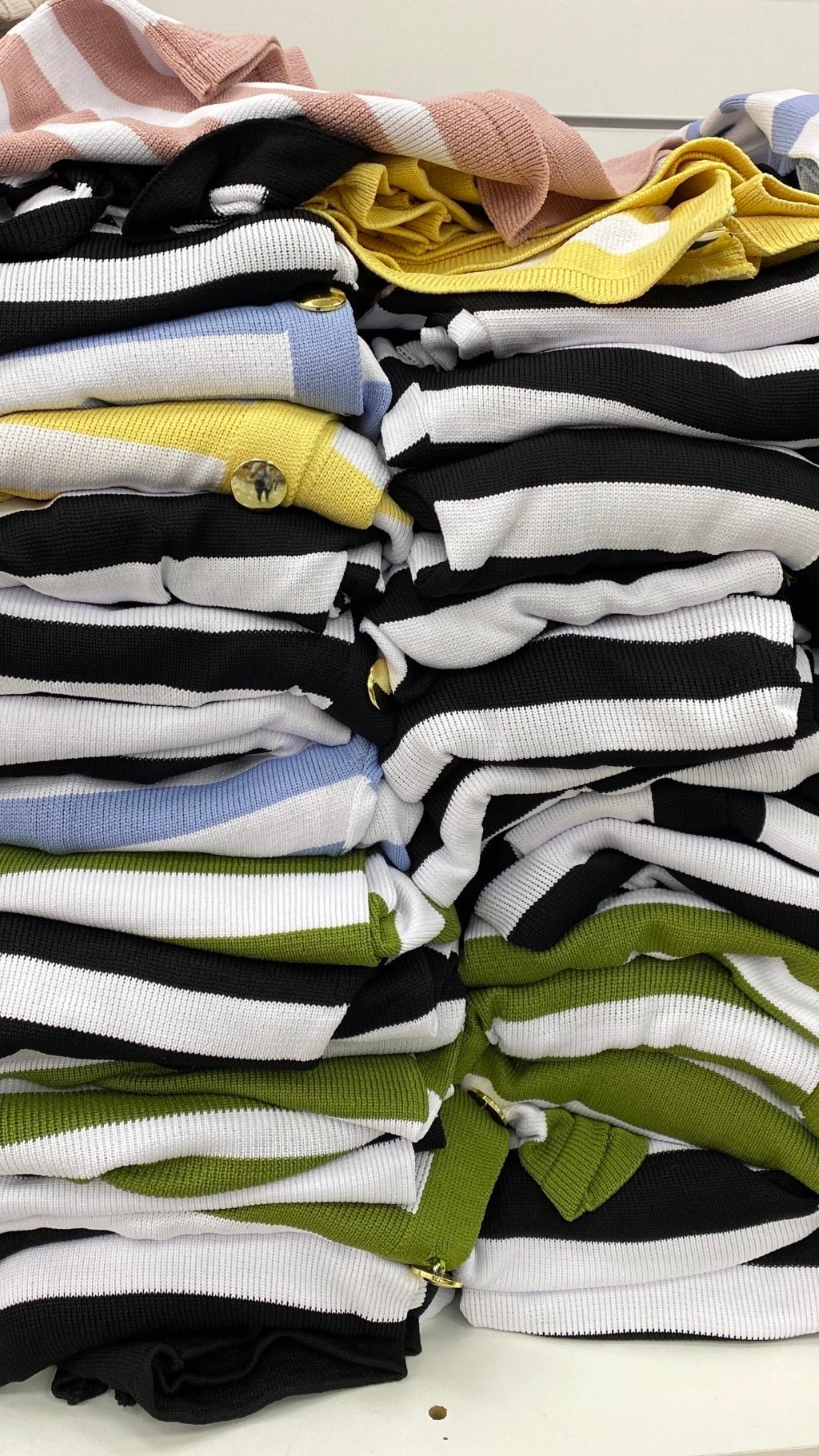 2165 Conjunto Paula blusa botão manga curta e shorts listrado modal - Imagem 3