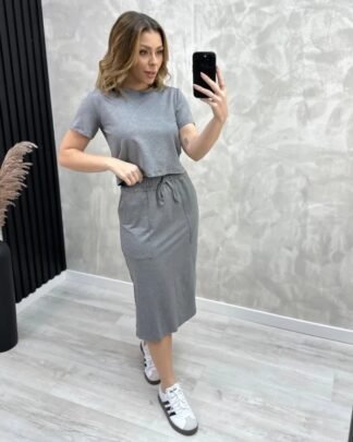 2168 Conjunto Jhose blusa cropped manga curta e saia midi bolso