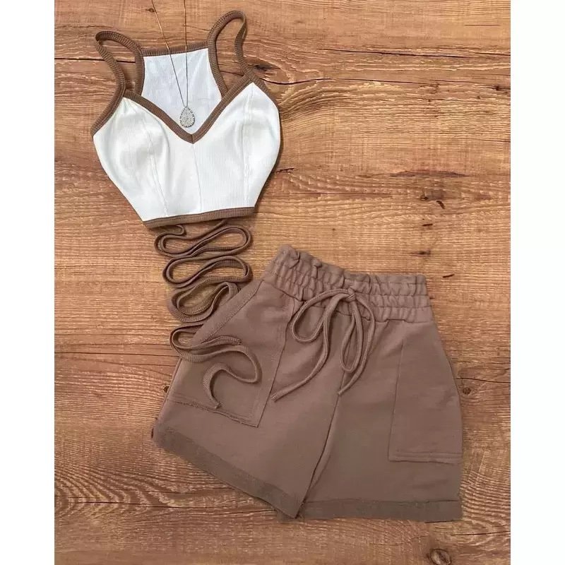 2028 Conjunto cropped amarração e shorts moletom - Imagem 9