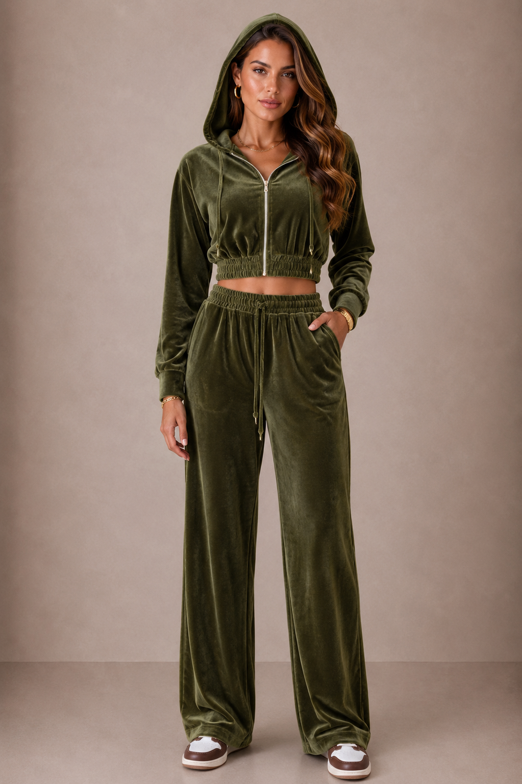 2332 Conjunto Cristian jaqueta cropped capuz e calça pantalona veludo
