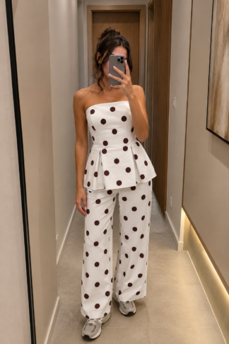 2059 Conjunto blusa peplum tomara que caia e calça pantalona alfaiataria poá