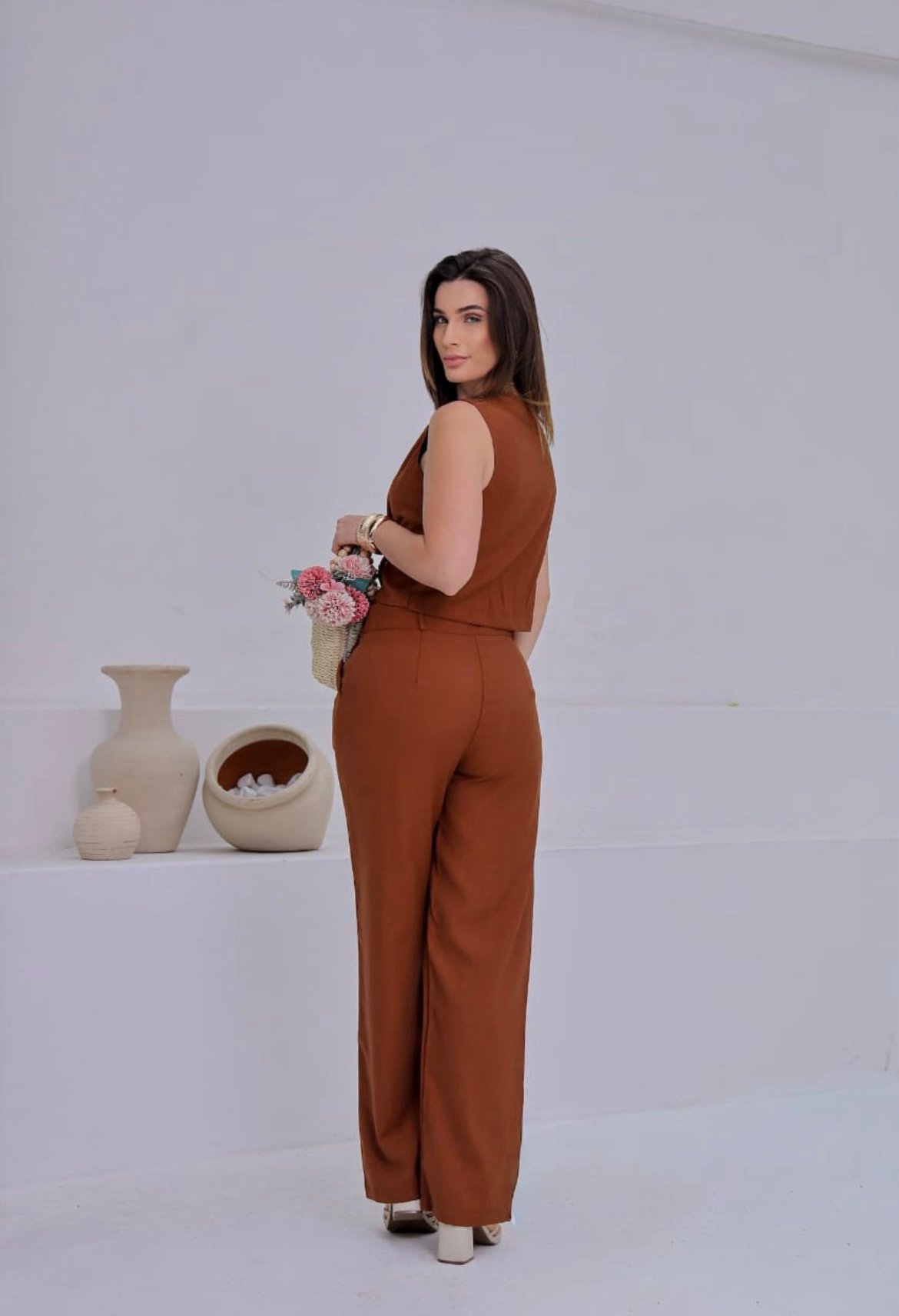 2054 Conjunto Lua colete e calça pantalona alfaiataria - Imagem 6