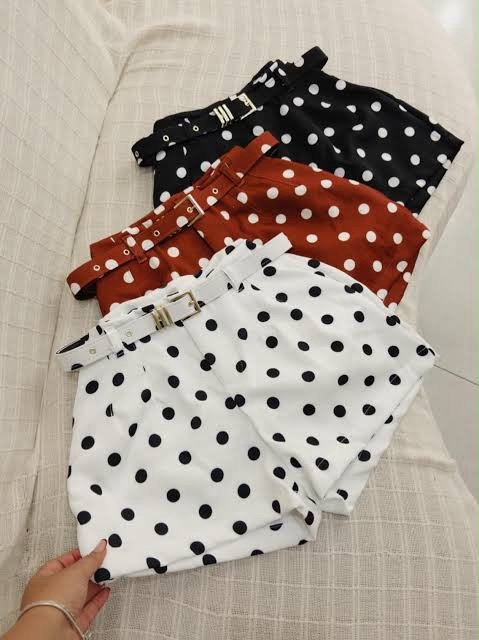 2371 Shorts Zara cinto fivela dourado estampado poá alfaiataria - Imagem 3