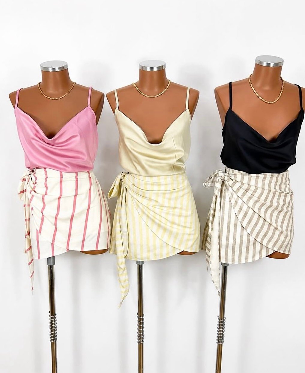 2366 Blusa regata ruy alça fina decote bobo cetim - Imagem 12