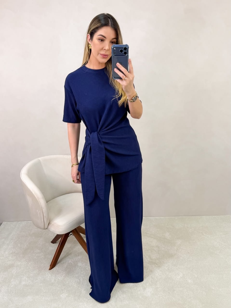 027 Conjunto Blusa T-shirt com ajuste na cintura e calça max pantalona canelado - Imagem 2