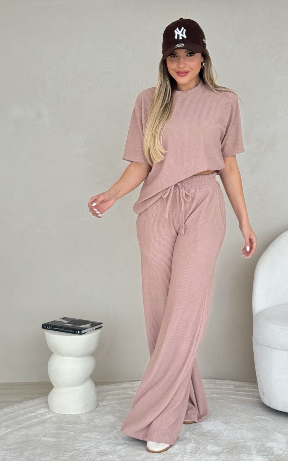 2592 Conjunto Gabi max blusa manga curta e calça pantalona - Imagem 4