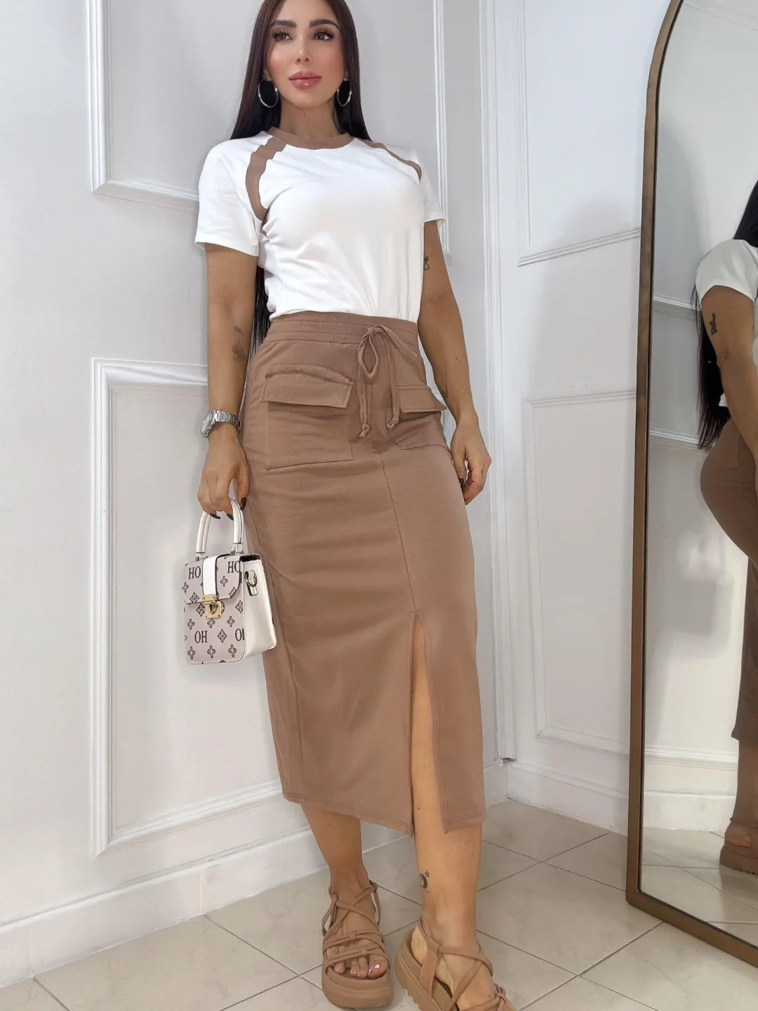 011 Conjunto Luli blusa polo bicolor e saia midi fenda moletom - Imagem 4